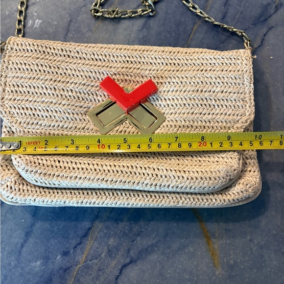 Stylish Cream Crossbody Bag - Picture 2 of 6